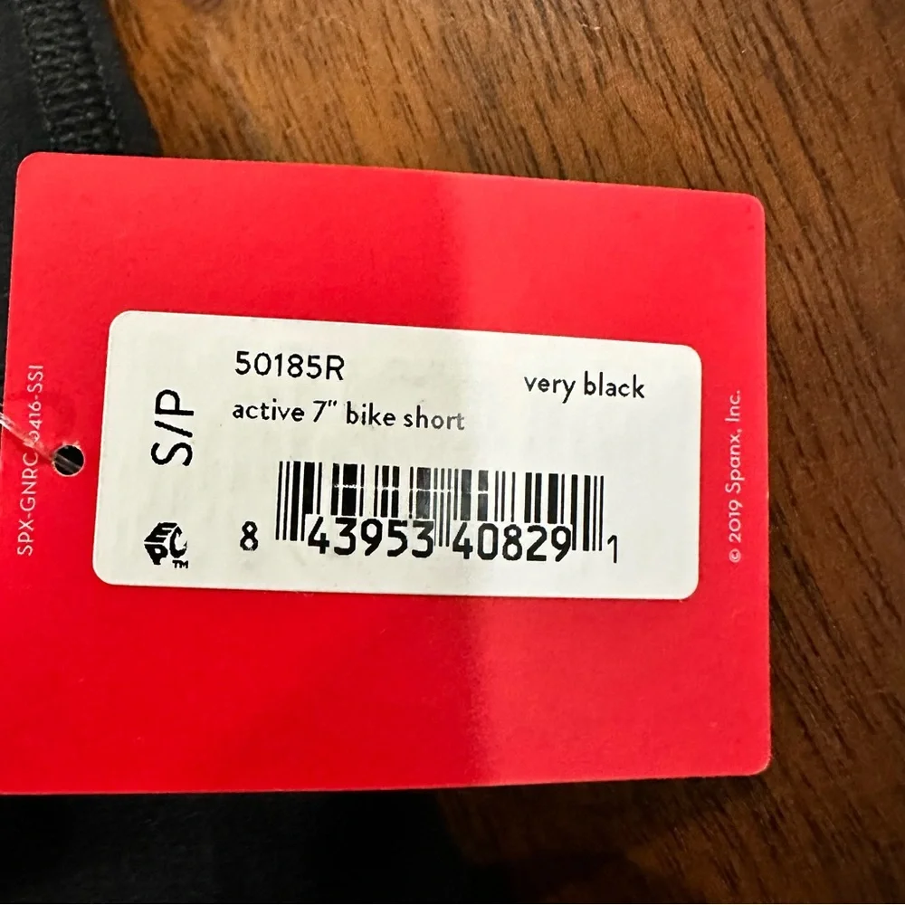 New! Spanx Black Active 7